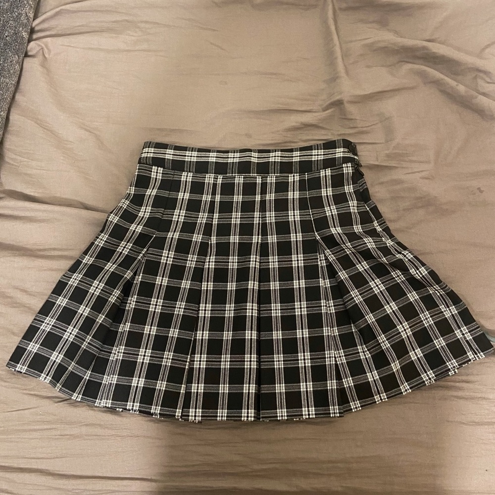 H&M Plaid Pleated Mini Skirt